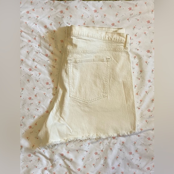 NWT Abercrombie and Fitch- High Rise Dad Short- 36/22 - Picture 8 of 12